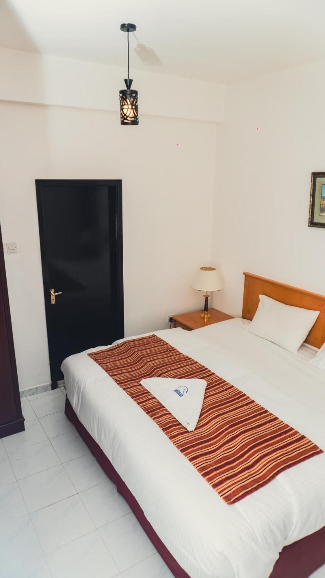 Pan Emirates Hotel Apartments Sharjah Exterior foto